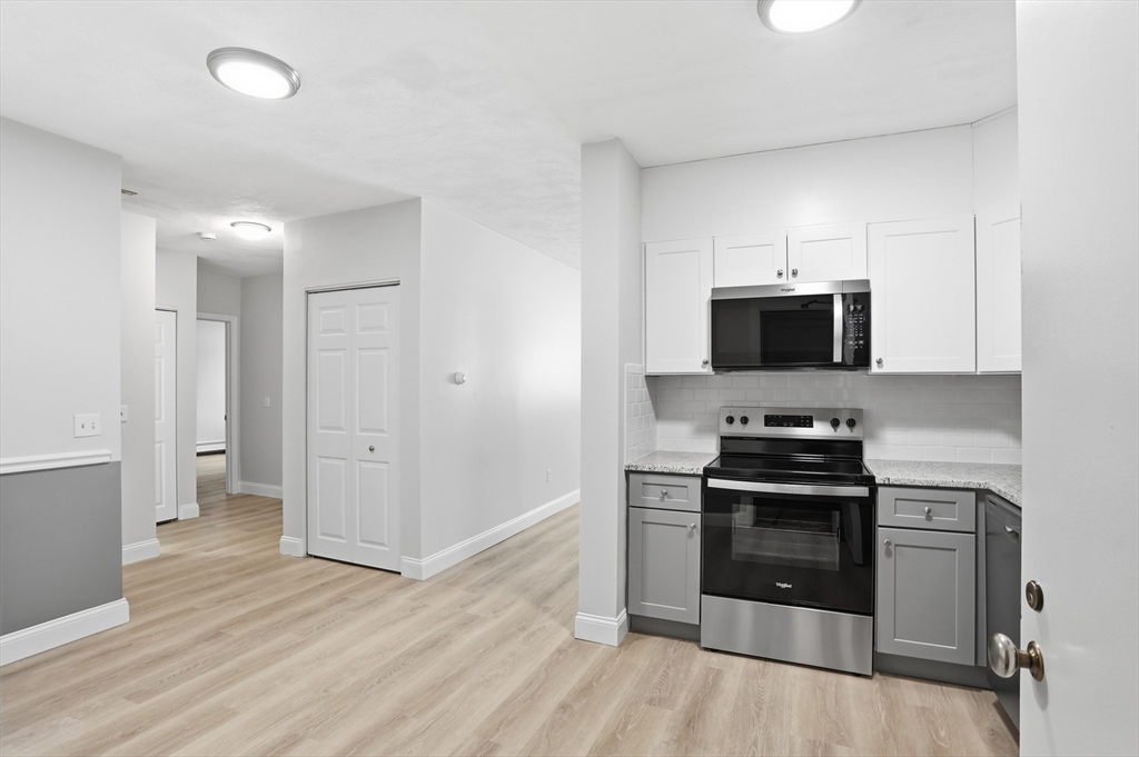 11 Davis, Acton, Massachusetts, 2 Bedrooms Bedrooms, 5 Rooms Rooms,1 BathroomBathrooms,Residential,For Sale,Davis,73480416