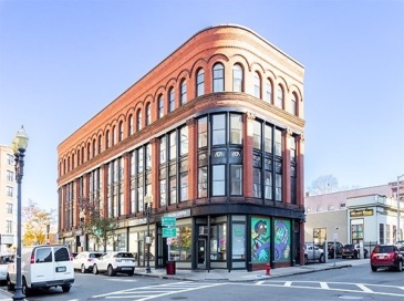 145 Munroe St, Lynn, Massachusetts, 2 Rooms Rooms,1 BathroomBathrooms,Residential Lease,For Rent,Munroe St,73480450 145 Munroe St, Lynn, Massachusetts, 2 Rooms Rooms,1 BathroomBathrooms,Residential Lease,For Rent,Munroe St,73480450