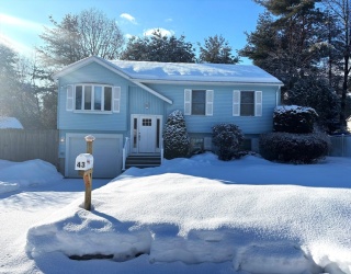 43 Marmon Court, Springfield, Massachusetts, 2 Bedrooms Bedrooms, 5 Rooms Rooms,2 BathroomsBathrooms,Residential,For Sale,Marmon Court,73480377