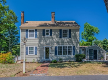 24 Tremont St, Kingston, Massachusetts, 3 Bedrooms Bedrooms, 7 Rooms Rooms,3 BathroomsBathrooms,Residential,For Sale,Tremont St,73420390