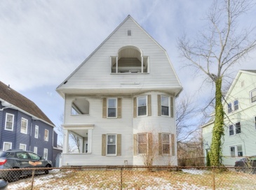 65 Paine Street, Worcester, Massachusetts, 9 Bedrooms Bedrooms, 18 Rooms Rooms,3 BathroomsBathrooms,Residential Income,For Sale,Paine Street,73463200