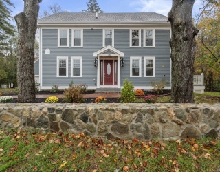 116 Winthrop St, Medway, Massachusetts, 5 Bedrooms Bedrooms, 9 Rooms Rooms,4 BathroomsBathrooms,Residential,For Sale,Winthrop St,73479021