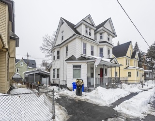 52 Orlando St, Springfield, Massachusetts, 5 Bedrooms Bedrooms, 10 Rooms Rooms,2 BathroomsBathrooms,Residential Income,For Sale,Orlando St,73480649