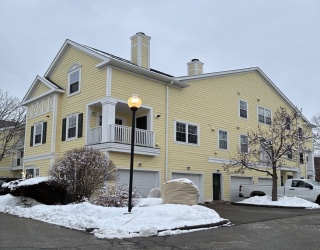 403 Gazebo Circle, Reading, Massachusetts, 3 Bedrooms Bedrooms, 6 Rooms Rooms,2.5 BathroomsBathrooms,Residential,For Sale,Gazebo Circle,73480511