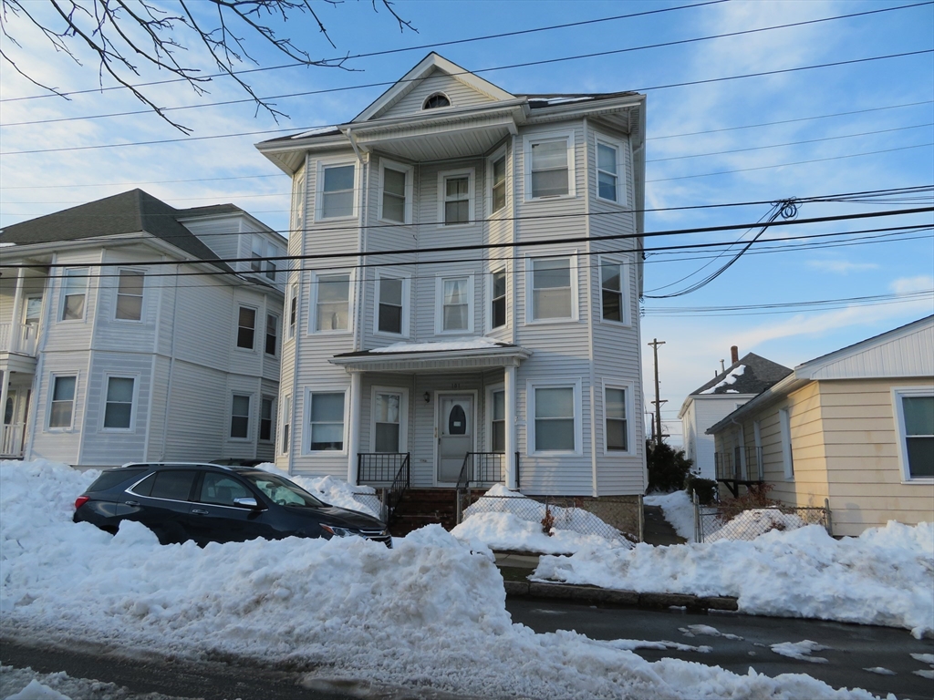 101 Princeton St, New Bedford, Massachusetts, 3 Bedrooms Bedrooms, 7 Rooms Rooms,1 BathroomBathrooms,Residential Lease,For Rent,Princeton St,73480686
