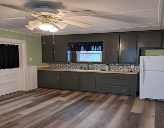 675 Main St, Southbridge, Massachusetts, 2 Bedrooms Bedrooms, 5 Rooms Rooms,1 BathroomBathrooms,Residential Lease,For Rent,Main St,73480688