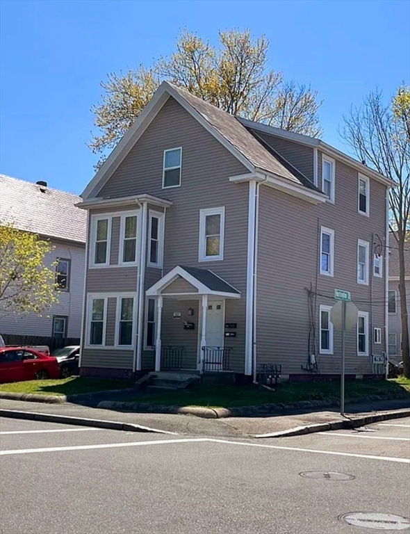 34 Cherry St, Brockton, Massachusetts, 7 Bedrooms Bedrooms, 16 Rooms Rooms,3 BathroomsBathrooms,Residential Income,For Sale,Cherry St,73480691