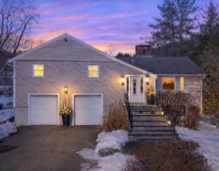 6 Tally Ho Lane, Framingham, Massachusetts, 5 Bedrooms Bedrooms, 13 Rooms Rooms,3.5 BathroomsBathrooms,Residential,For Sale,Tally Ho Lane,73480692