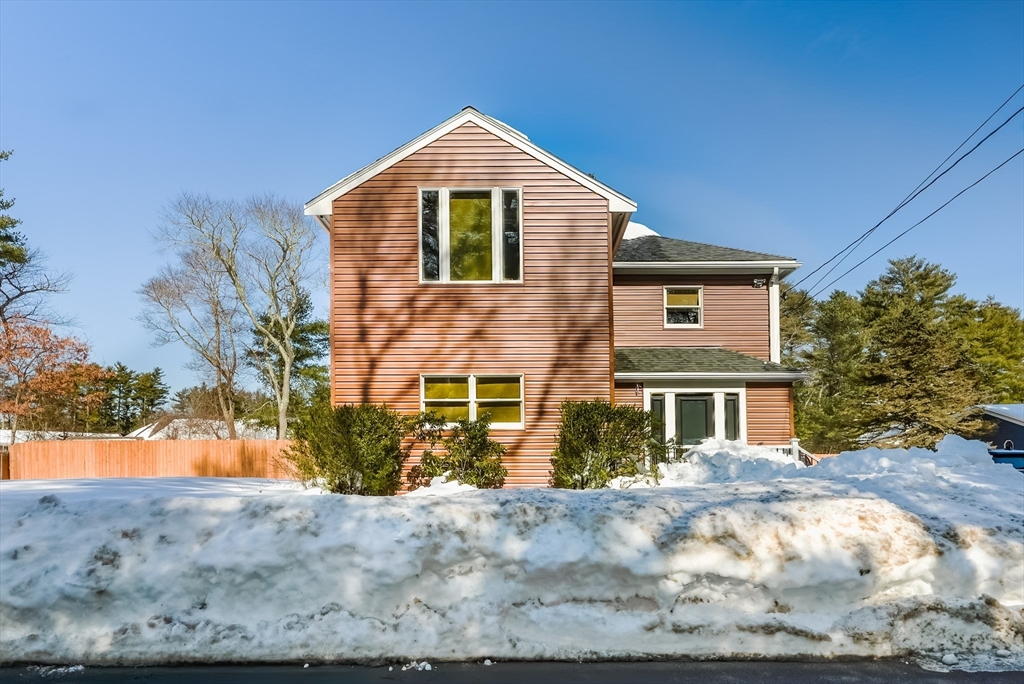 56 Chipaway Rd, Freetown, Massachusetts, 4 Bedrooms Bedrooms, 9 Rooms Rooms,2.5 BathroomsBathrooms,Residential,For Sale,Chipaway Rd,73480707
