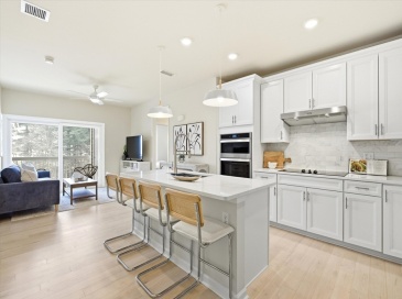 300 Martins Landing, North Reading, Massachusetts, 2 Bedrooms Bedrooms, 5 Rooms Rooms,2 BathroomsBathrooms,Residential,For Sale,Martins Landing,73480579