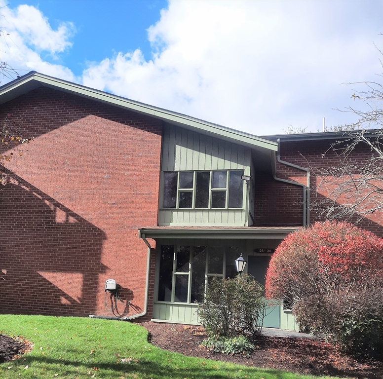 30 Parish Pathe, Marshfield, Massachusetts, 2 Bedrooms Bedrooms, 4 Rooms Rooms,1 BathroomBathrooms,Residential Lease,For Rent,Parish Pathe,73455775