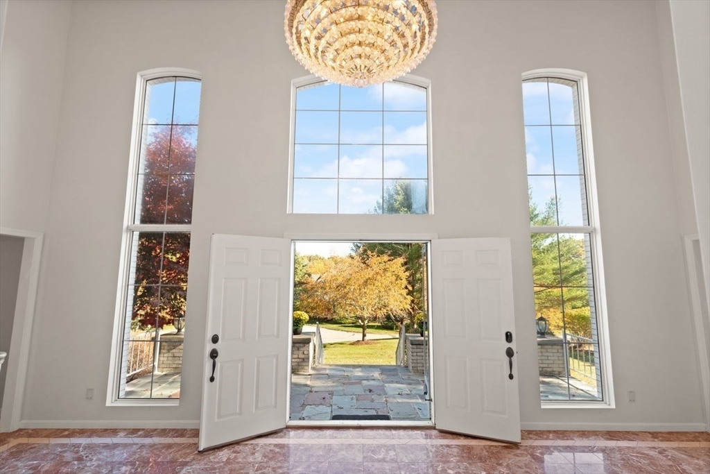 74 Eisenhower Dr., Sharon, Massachusetts, 4 Bedrooms Bedrooms, 9 Rooms Rooms,5.5 BathroomsBathrooms,Residential,For Sale,Eisenhower Dr.,73446795