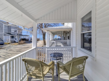 9 C St, Hull, Massachusetts, 3 Bedrooms Bedrooms, 6 Rooms Rooms,1.5 BathroomsBathrooms,Residential,For Sale,C St,73480745 9 C St, Hull, Massachusetts, 3 Bedrooms Bedrooms, 6 Rooms Rooms,1.5 BathroomsBathrooms,Residential,For Sale,C St,73480745