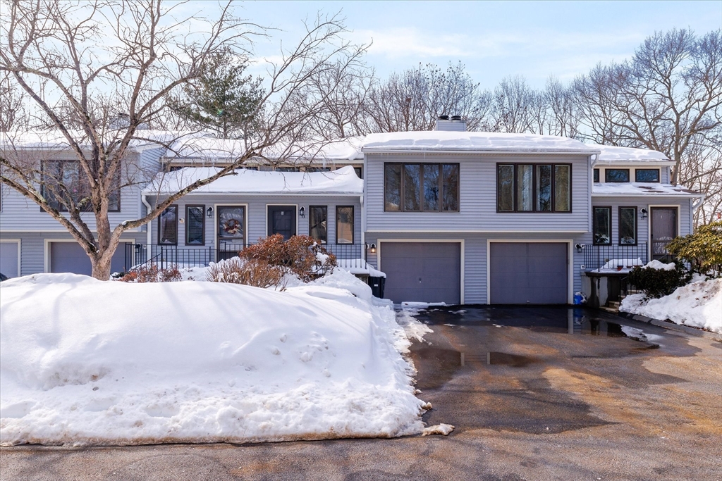 53 Nottingham Rd, Grafton, Massachusetts, 2 Bedrooms Bedrooms, 7 Rooms Rooms,2 BathroomsBathrooms,Residential,For Sale,Nottingham Rd,73480796
