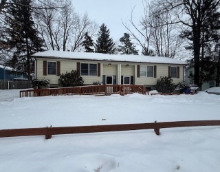 83-85 Albert Avenue, Springfield, Massachusetts, 8 Bedrooms Bedrooms, 14 Rooms Rooms,2 BathroomsBathrooms,Residential Income,For Sale,Albert Avenue,73480802