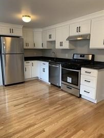41 Margaret Rd, Newton, Massachusetts, 2 Bedrooms Bedrooms, 5 Rooms Rooms,1 BathroomBathrooms,Residential Lease,For Rent,Margaret Rd,73480799