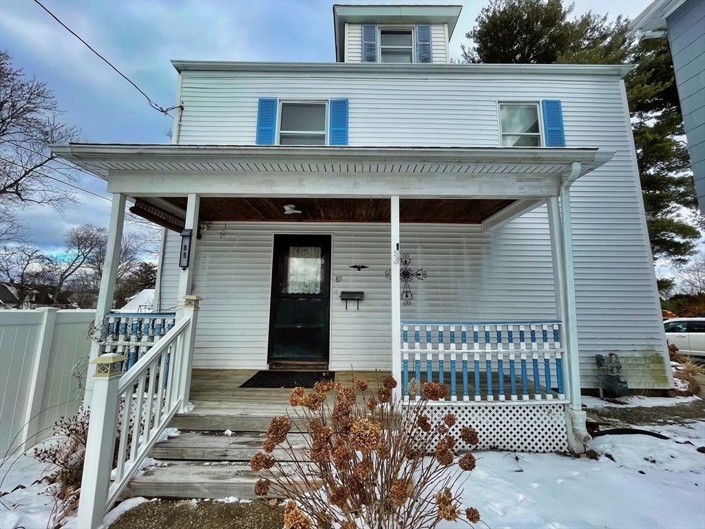 85 Congress Street, Milford, Massachusetts, 4 Bedrooms Bedrooms, 8 Rooms Rooms,1.5 BathroomsBathrooms,Residential,For Sale,Congress Street,73465264