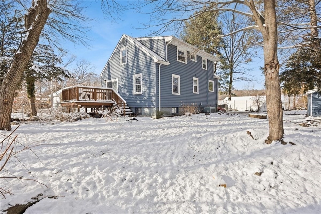 45 Dorr Street, Randolph, Massachusetts, 4 Bedrooms Bedrooms, 7 Rooms Rooms,2 BathroomsBathrooms,Residential,For Sale,Dorr Street,73472153