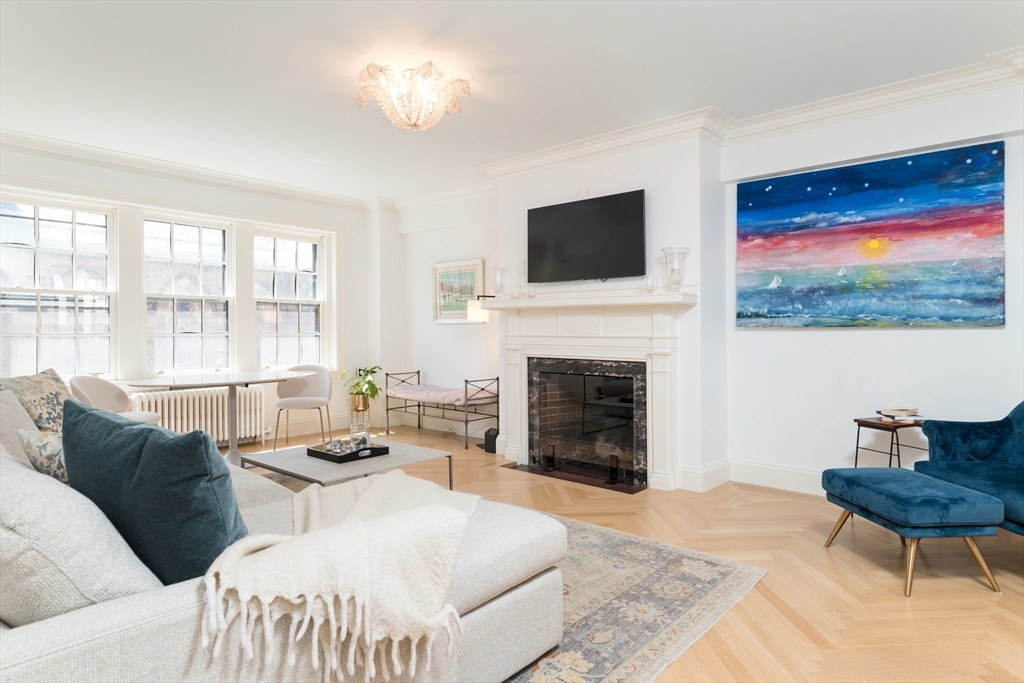 50 Commonwealth Ave, Boston, Massachusetts, 1 Bedroom Bedrooms, 3 Rooms Rooms,1 BathroomBathrooms,Residential,For Sale,Commonwealth Ave,73429605