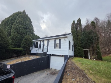 13 E Brookfield Rd, North Brookfield, Massachusetts, 3 Bedrooms Bedrooms, 5 Rooms Rooms,2 BathroomsBathrooms,Residential,For Sale,E Brookfield Rd,73464866