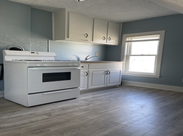 24 Union St, Taunton, Massachusetts, 2 Bedrooms Bedrooms, 4 Rooms Rooms,1 BathroomBathrooms,Residential Lease,For Rent,Union St,73457639 24 Union St, Taunton, Massachusetts, 2 Bedrooms Bedrooms, 4 Rooms Rooms,1 BathroomBathrooms,Residential Lease,For Rent,Union St,73457639