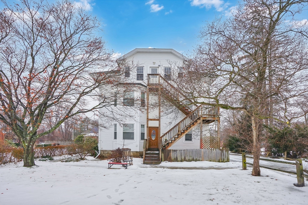 1730 Main St, Agawam, Massachusetts, 9 Bedrooms Bedrooms, 18 Rooms Rooms,3 BathroomsBathrooms,Residential Income,For Sale,Main St,73468114