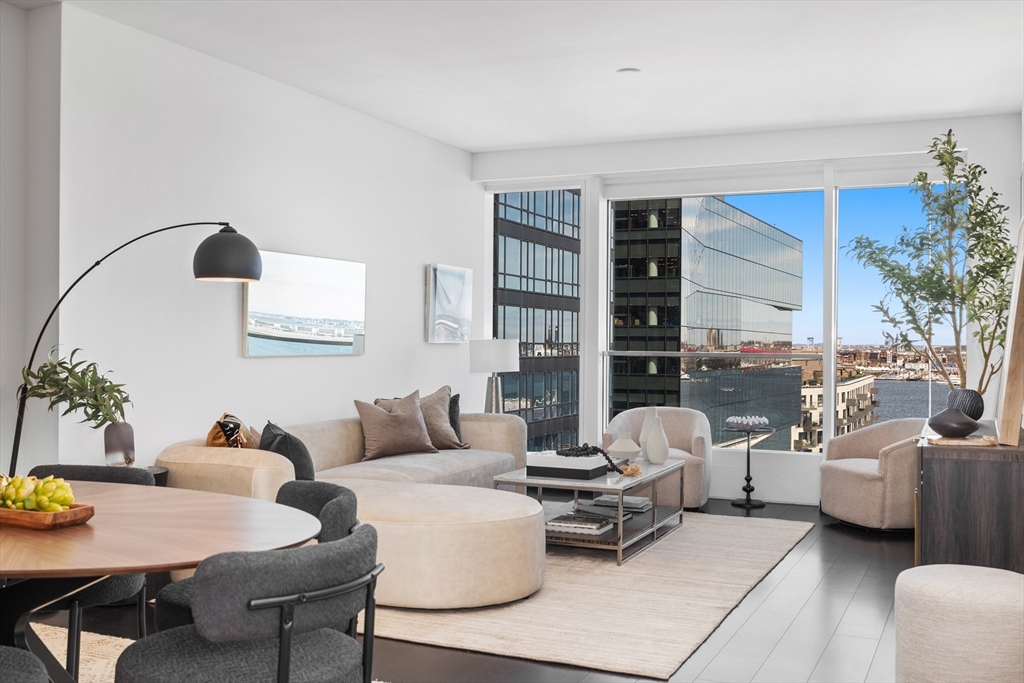 150 Seaport Blvd, Boston, Massachusetts, 2 Bedrooms Bedrooms, 6 Rooms Rooms,2.5 BathroomsBathrooms,Residential,For Sale,Seaport Blvd,73477494
