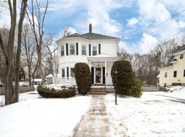 73 Hollis St, Weymouth, Massachusetts, 3 Bedrooms Bedrooms, 7 Rooms Rooms,1.5 BathroomsBathrooms,Residential,For Sale,Hollis St,73466590