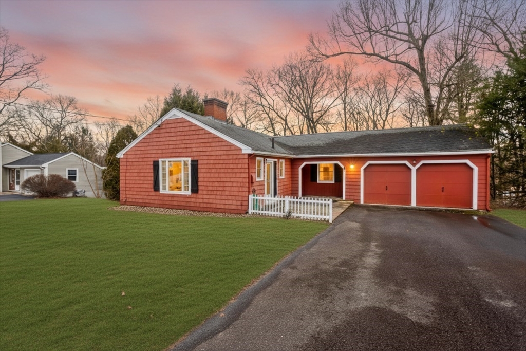 22 Brainard Rd, Wilbraham, Massachusetts, 3 Bedrooms Bedrooms, 5 Rooms Rooms,2 BathroomsBathrooms,Residential,For Sale,Brainard Rd,73468695