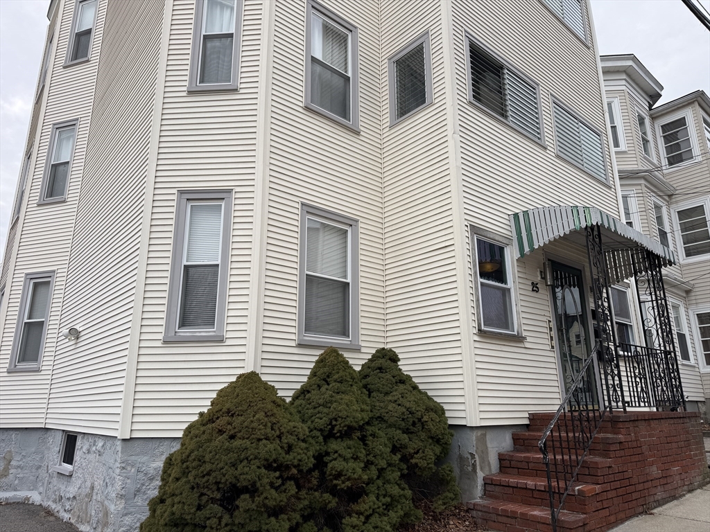 25 Ralph Piteri Ter, Watertown, Massachusetts, 3 Bedrooms Bedrooms, 5 Rooms Rooms,2 BathroomsBathrooms,Residential Lease,For Rent,Ralph Piteri Ter,73470331