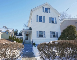 8 Curve Street, Newton, Massachusetts, 2 Bedrooms Bedrooms, 6 Rooms Rooms,1 BathroomBathrooms,Residential,For Sale,Curve Street,73476969