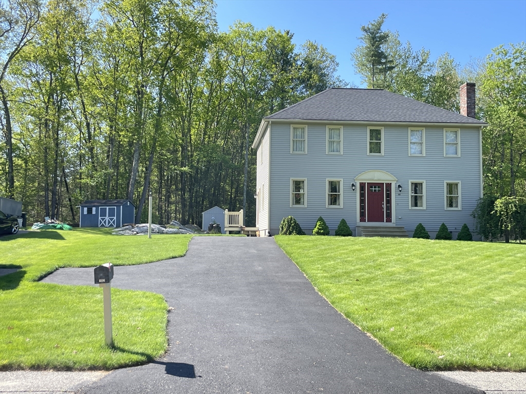 102 Maria Ave, Southbridge, Massachusetts, 3 Bedrooms Bedrooms, 7 Rooms Rooms,2 BathroomsBathrooms,Residential,For Sale,Maria Ave,73480858