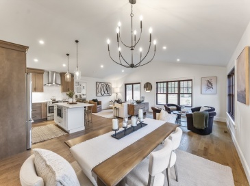 46 Sandwich Road, Plymouth, Massachusetts, 2 Bedrooms Bedrooms, 8 Rooms Rooms,2.5 BathroomsBathrooms,Residential,For Sale,Sandwich Road,73480828