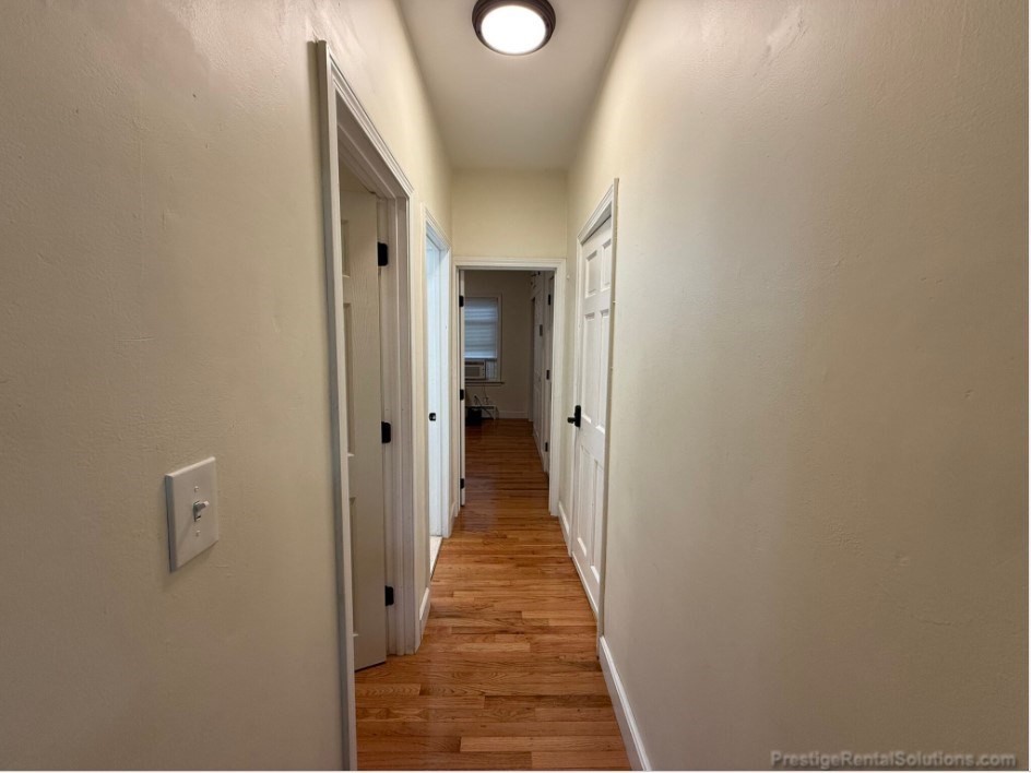 20 Pompeii Street, Boston, Massachusetts, 2 Bedrooms Bedrooms, 3 Rooms Rooms,1 BathroomBathrooms,Residential Lease,For Rent,Pompeii Street,73480948