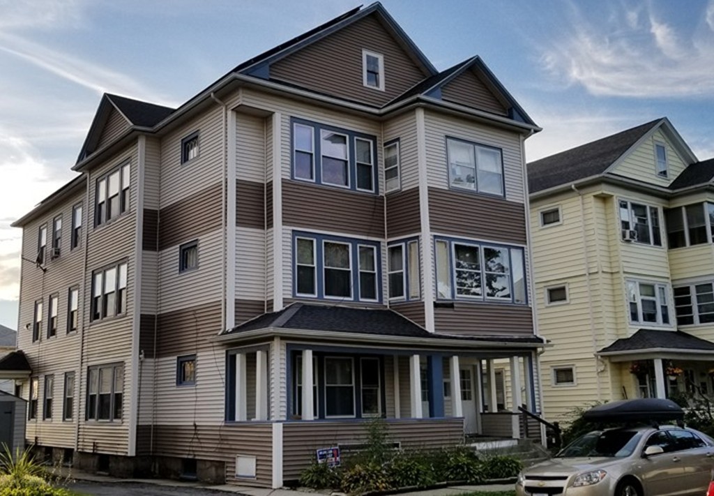 17 North Woodford Street, Worcester, Massachusetts, 3 Bedrooms Bedrooms, 6 Rooms Rooms,1 BathroomBathrooms,Residential Lease,For Rent,North Woodford Street,73480966