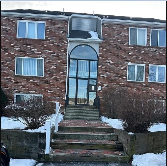 110 Burkhall, Weymouth, Massachusetts, 1 Bedroom Bedrooms, 4 Rooms Rooms,1 BathroomBathrooms,Residential Lease,For Rent,Burkhall,73480988