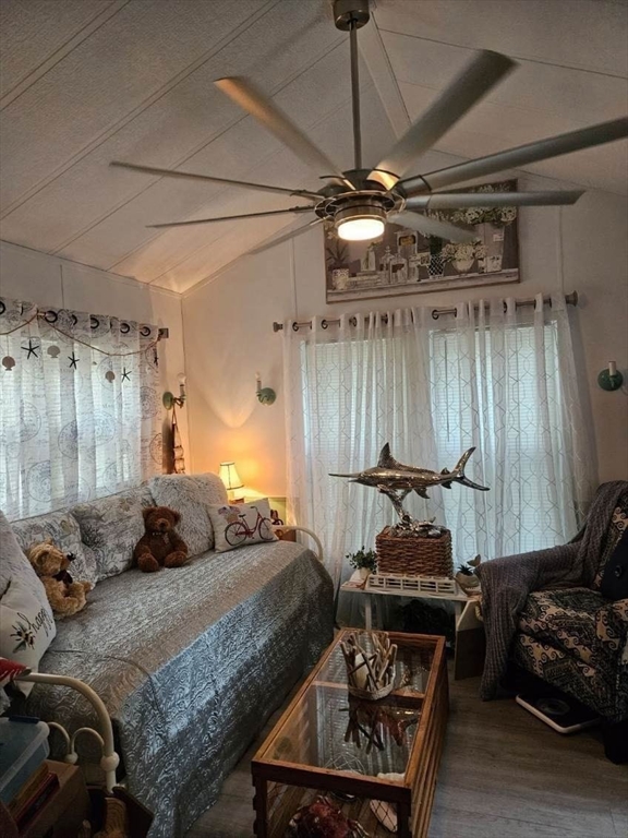 19 Mashapaug Rd, Sturbridge, Massachusetts, 1 Bedroom Bedrooms, 3 Rooms Rooms,1 BathroomBathrooms,Residential,For Sale,Mashapaug Rd,73481010