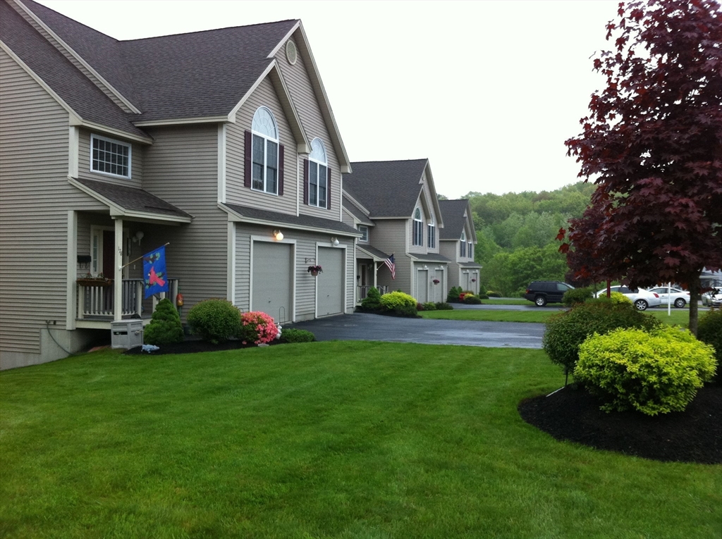 188 Middle St, Leominster, Massachusetts, 3 Bedrooms Bedrooms, 5 Rooms Rooms,1.5 BathroomsBathrooms,Residential Lease,For Rent,Middle St,73481014