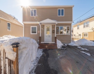 8 Mystic Avenue, Gloucester, Massachusetts, 3 Bedrooms Bedrooms, 6 Rooms Rooms,1.5 BathroomsBathrooms,Residential,For Sale,Mystic Avenue,73481057