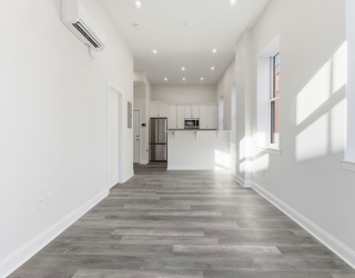 19-25 Essex, Haverhill, Massachusetts, 1 Bedroom Bedrooms, 4 Rooms Rooms,1 BathroomBathrooms,Residential Lease,For Rent,Essex,73481065