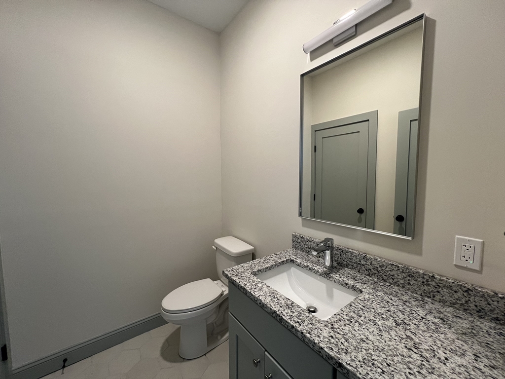 160 Seabury St, Fall River, Massachusetts, 2 Bedrooms Bedrooms, 5 Rooms Rooms,1.5 BathroomsBathrooms,Residential Lease,For Rent,Seabury St,73481114