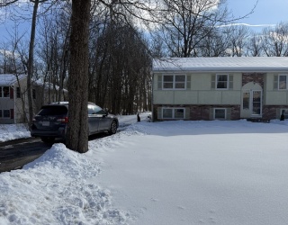 12 Sunnyside Ave, Rutland, Massachusetts, 1 Bedroom Bedrooms, 4 Rooms Rooms,1 BathroomBathrooms,Residential Lease,For Rent,Sunnyside Ave,73473978