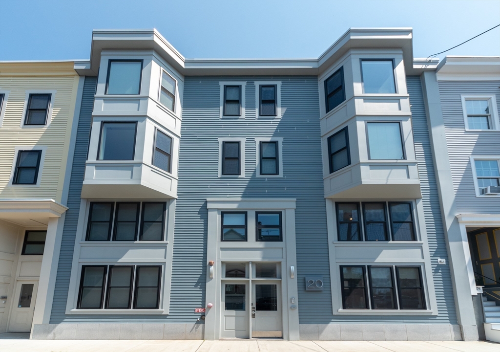 20 Haynes St, Boston, Massachusetts, 2 Bedrooms Bedrooms, 5 Rooms Rooms,2 BathroomsBathrooms,Residential,For Sale,Haynes St,73481137