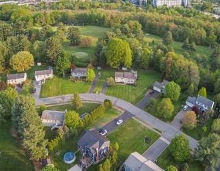 121 Indian Meadow Drive, Northborough, Massachusetts, 4 Bedrooms Bedrooms, 10 Rooms Rooms,2 BathroomsBathrooms,Residential Lease,For Rent,Indian Meadow Drive,73477890