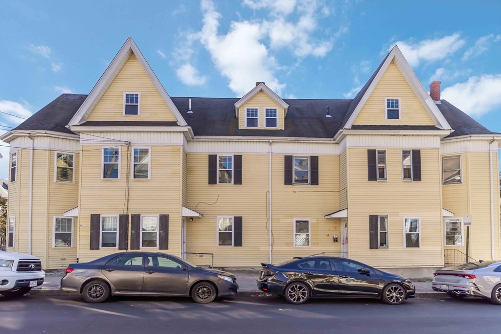 51 Mansfield St, Everett, Massachusetts, 4 Bedrooms Bedrooms, 8 Rooms Rooms,2 BathroomsBathrooms,Residential Lease,For Rent,Mansfield St,73436260