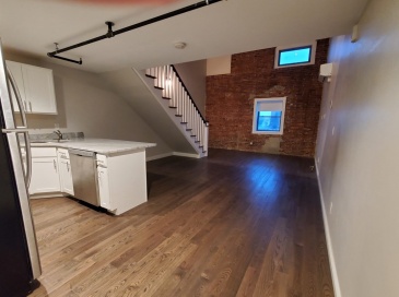 1 Main St, Peabody, Massachusetts, 1 Bedroom Bedrooms, 3 Rooms Rooms,1 BathroomBathrooms,Residential Lease,For Rent,Main St,73481231 1 Main St, Peabody, Massachusetts, 1 Bedroom Bedrooms, 3 Rooms Rooms,1 BathroomBathrooms,Residential Lease,For Rent,Main St,73481231