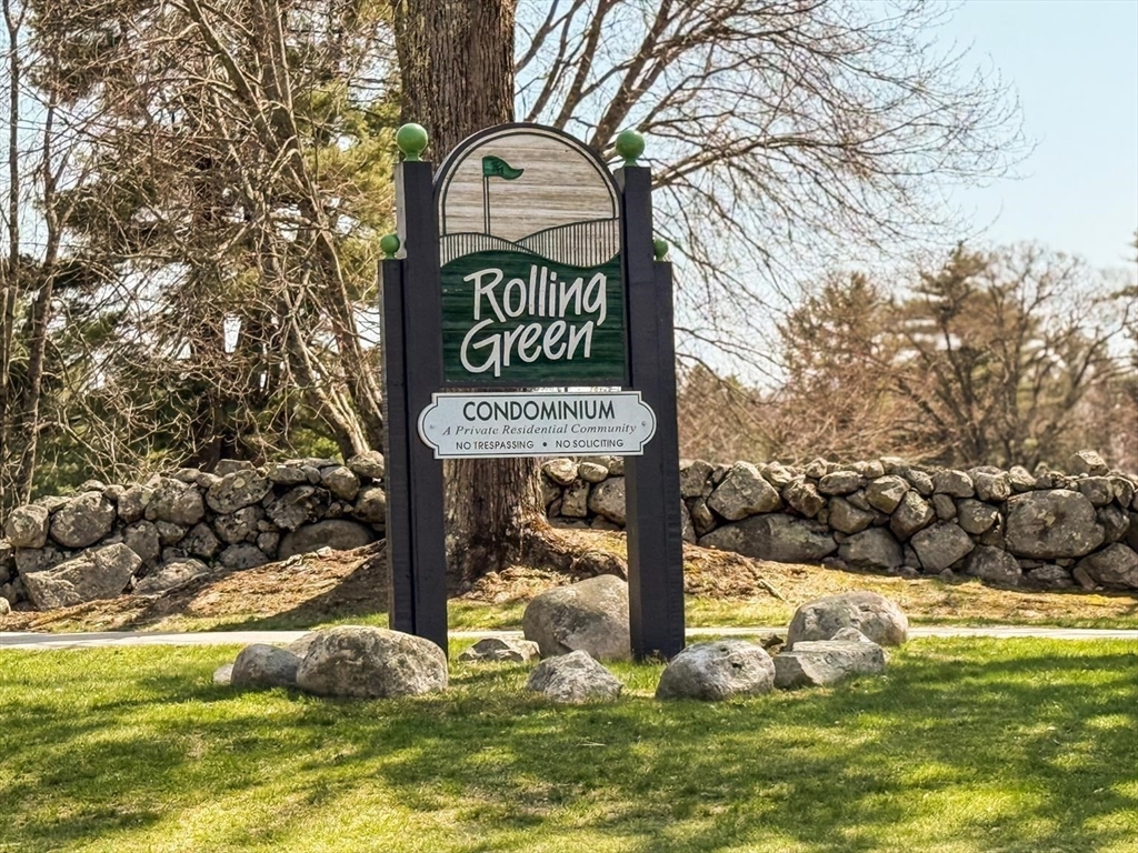 15 Shoal Creek Road, Hudson, New Hampshire, 2 Bedrooms Bedrooms, 5 Rooms Rooms,1.5 BathroomsBathrooms,Residential,For Sale,Shoal Creek Road,73477460