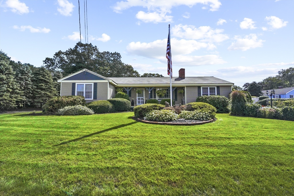 26 Marychris Drive, Hudson, Massachusetts, 4 Bedrooms Bedrooms, 9 Rooms Rooms,2 BathroomsBathrooms,Residential,For Sale,Marychris Drive,73427006