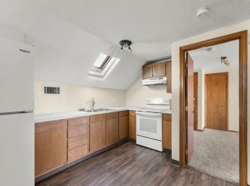 7 Atlantic, Attleboro, Massachusetts, 1 Bedroom Bedrooms, 3 Rooms Rooms,1 BathroomBathrooms,Residential Lease,For Rent,Atlantic,73481369