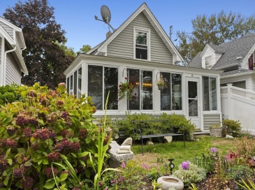 10 East Blvd, Wareham, Massachusetts, 2 Bedrooms Bedrooms, 4 Rooms Rooms,1 BathroomBathrooms,Residential,For Sale,East Blvd,73481399